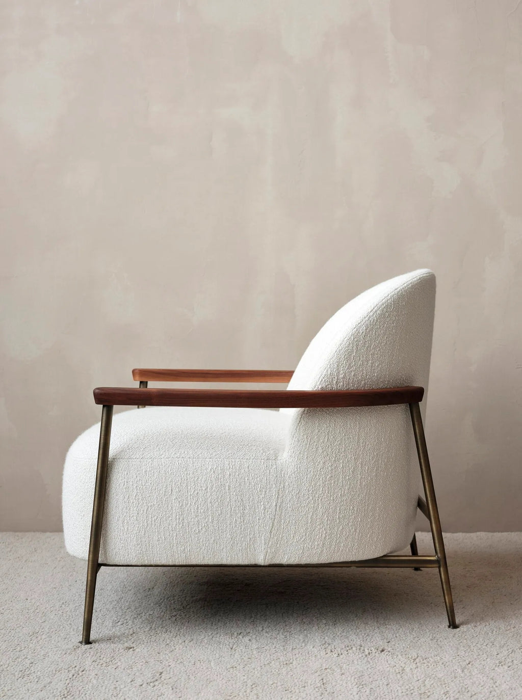 Bossa Lounge Chair