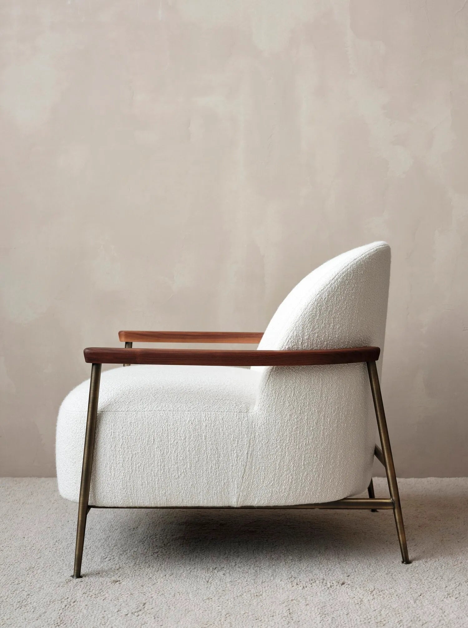 Bossa Lounge Chair