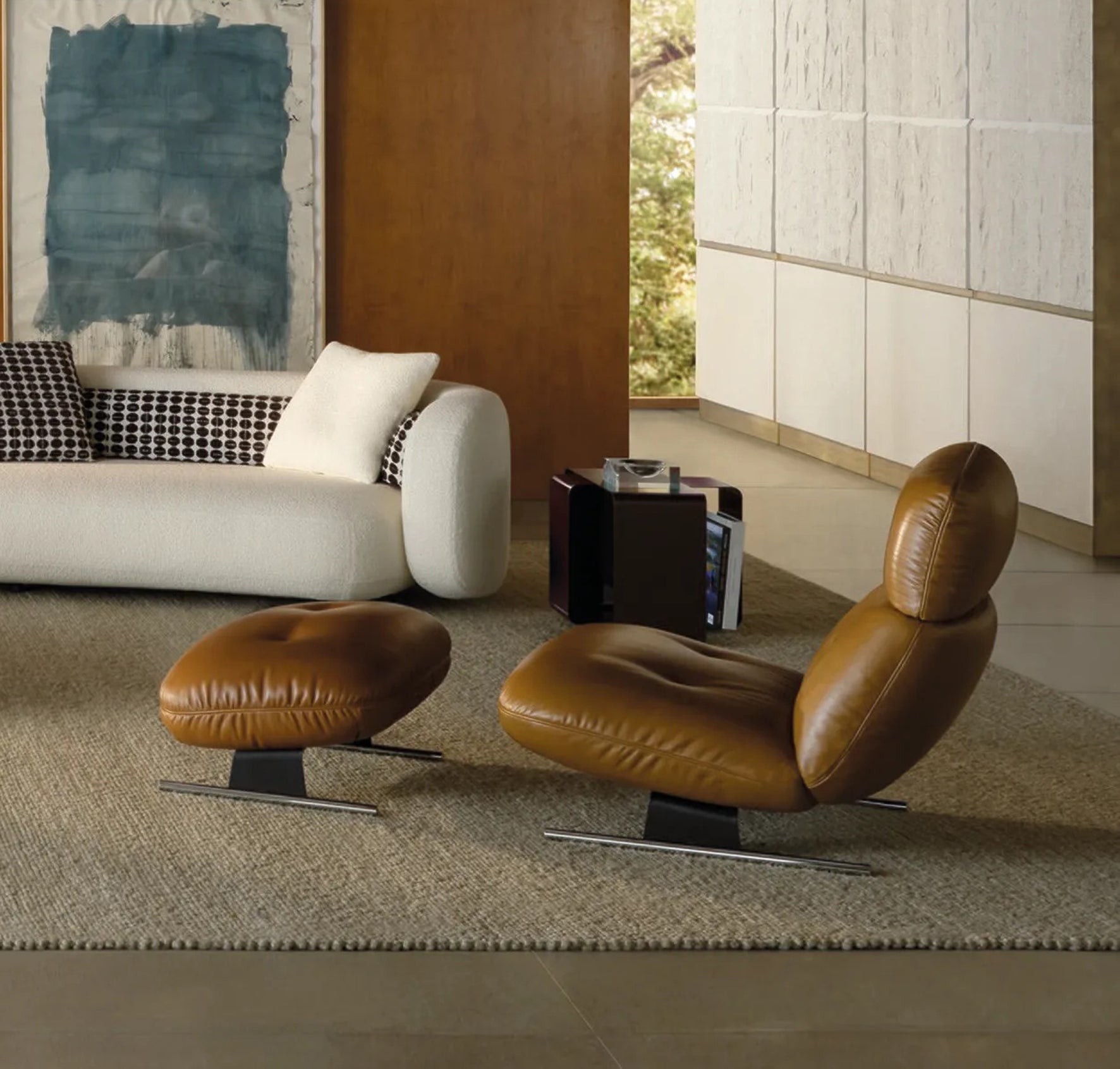 Solenne Lounge Chair