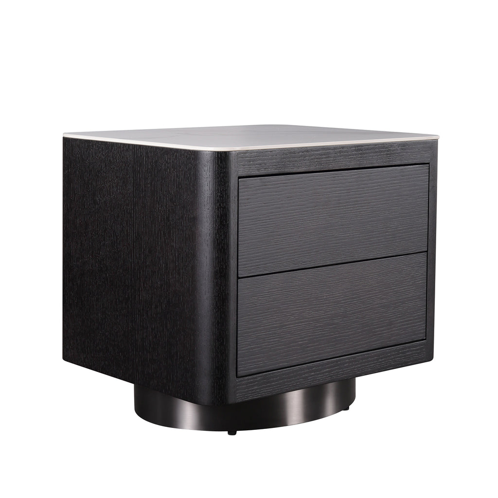 Vaelor Nightstand